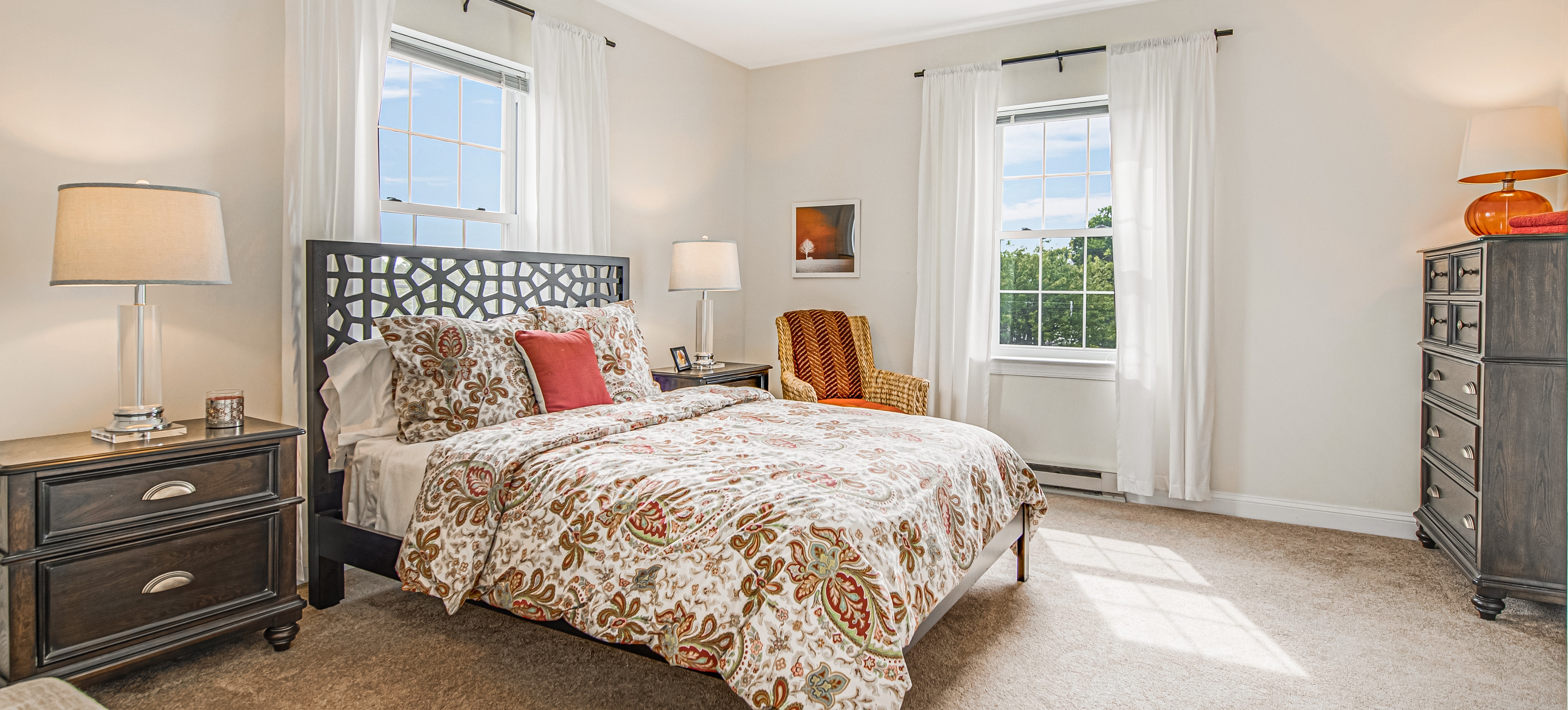 WBM_IL_Bedroom_021_2092