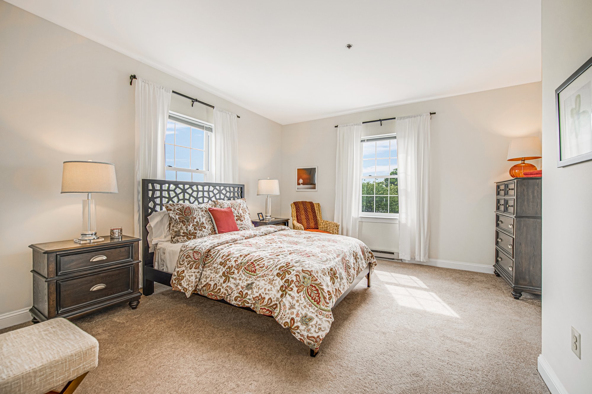 WBM_IL_Bedroom_021_2092