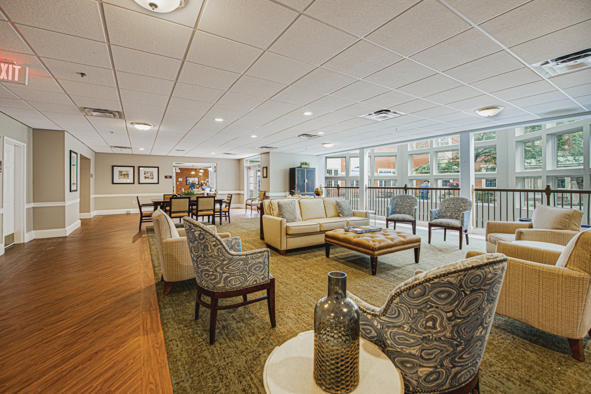 WBM_IL_CommunityLivingRoom_021_1383_4C